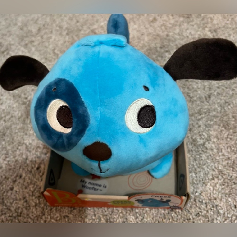 B.Toys Wobble and Go interactive plush dog blue NWT 6 month +